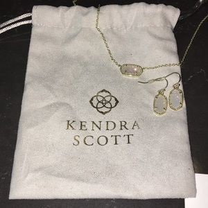 Kendra Scott necklace and earring set